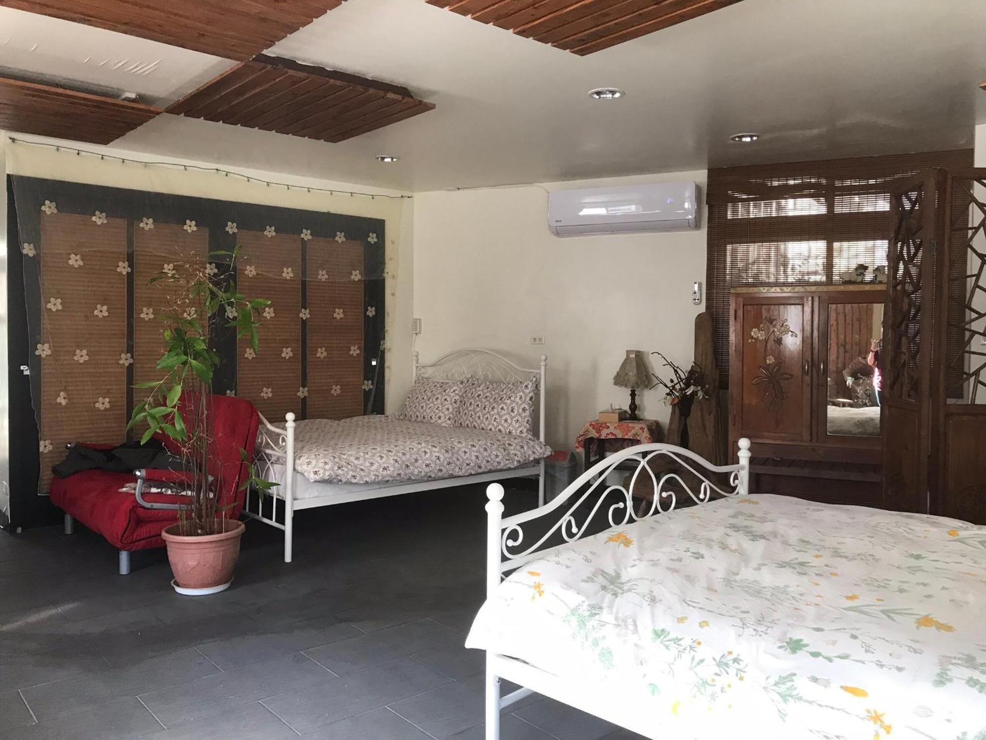 Qi Tang Lane Apartment Jiufen Room photo
