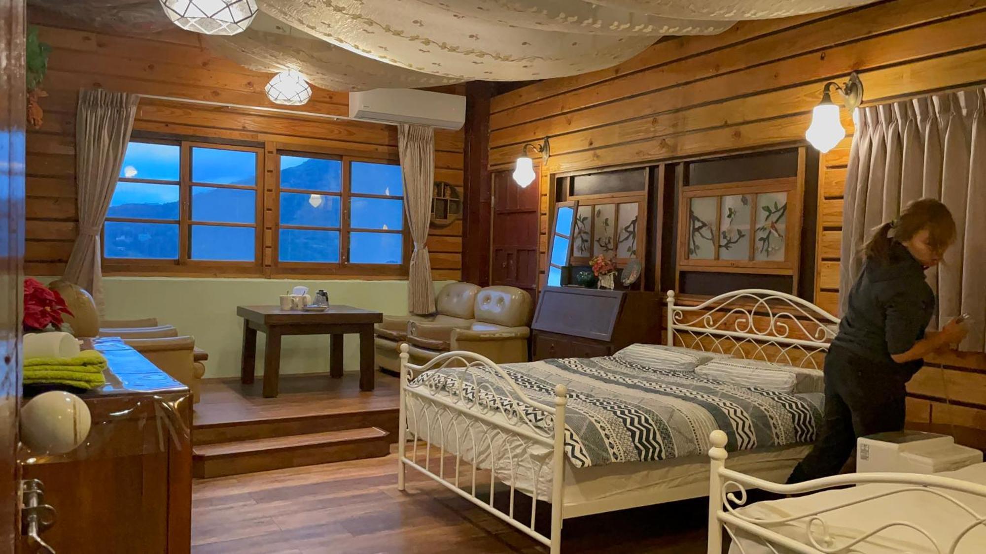 Qi Tang Lane Apartment Jiufen Room photo